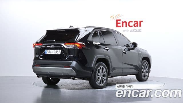 Toyota RAV4 2025 — Şəkil 2/20