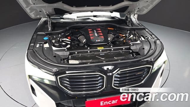 BMW XM 2023 — Photo 26/34