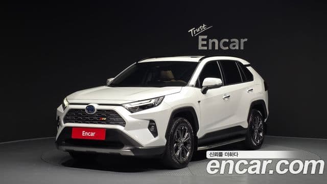 Toyota RAV4 2024 — ფოტო 1/20