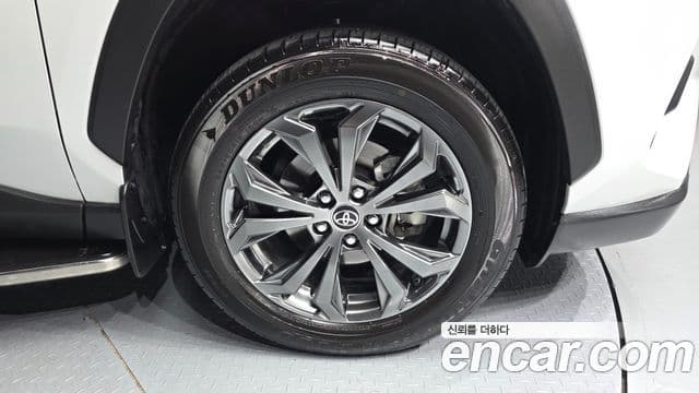 Toyota RAV4 2024 — ფოტო 5/20