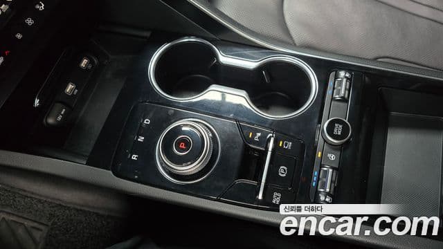 Kia K5 2020 — Şəkil 9/20