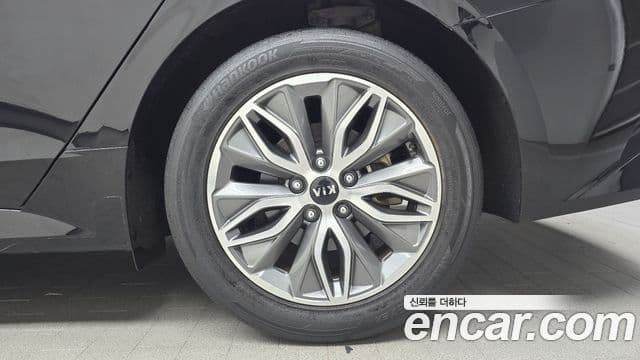 Kia K5 2020 — ფოტო 1/30
