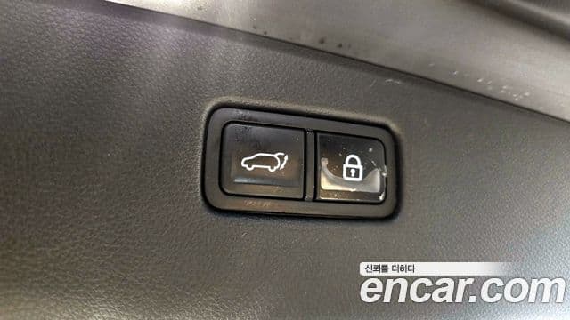 Genesis GV70 2021 — Şəkil 18/20