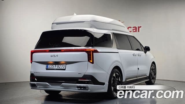 Kia Carnival 2024 — Şəkil 2/20
