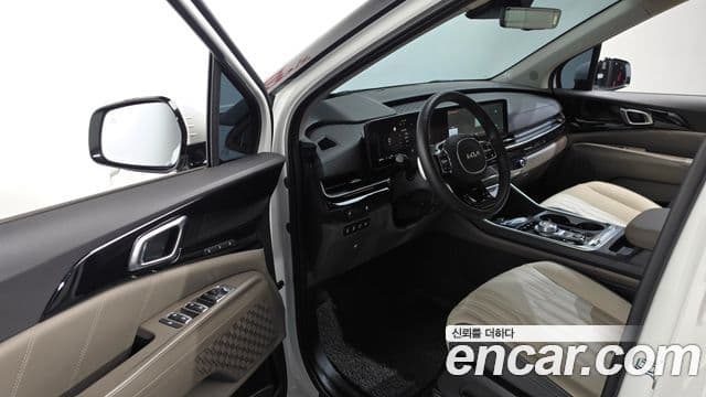 Kia Carnival 2024 — Şəkil 10/20