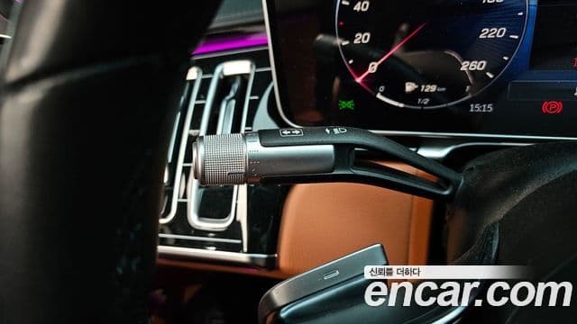 Mercedes-Benz S-Class 2024 — Photo 25/36