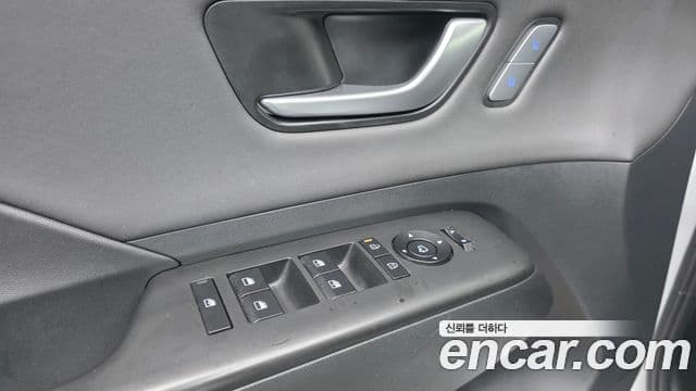Hyundai Kona 2023 — ფოტო 12/20