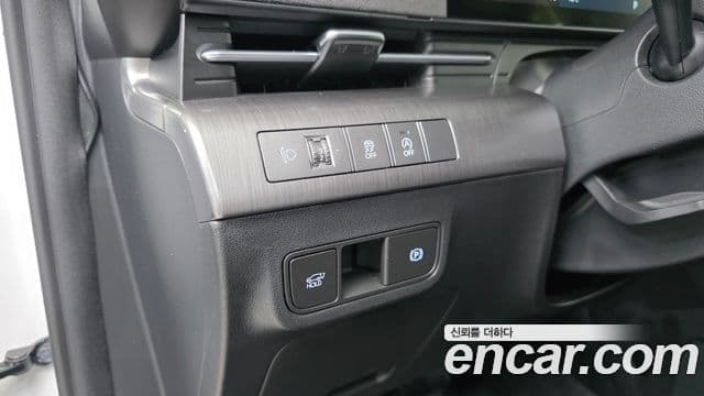 Hyundai Kona 2023 — Şəkil 13/20