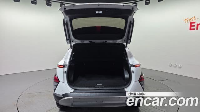 Hyundai Kona 2023 — ფოტო 20/20