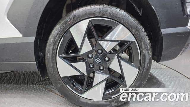 Hyundai Kona Hybrid 2023 — Photo 3/31