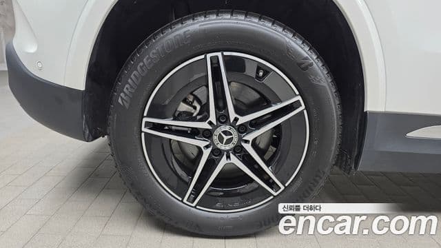 Mercedes-Benz EQA 2024 — ფოტო 24/32