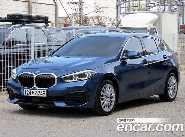 BMW 1 Series 2021 — ფოტო 2/20