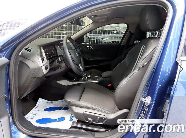 BMW 1 Series 2021 — ფოტო 5/20