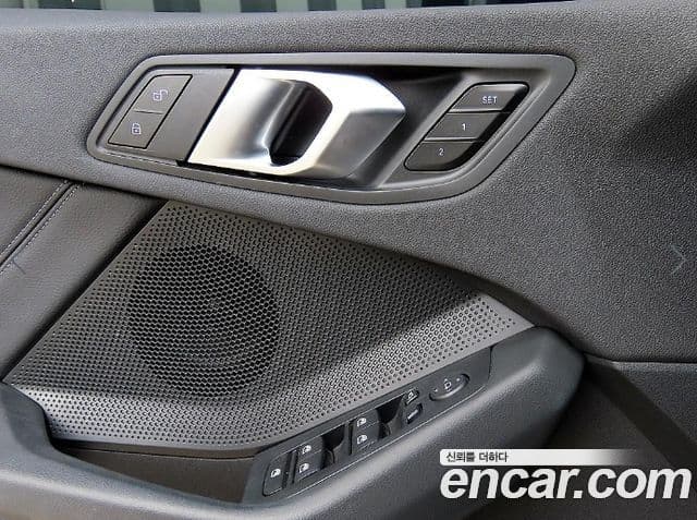 BMW 1 Series 2021 — ფოტო 12/20