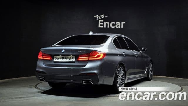 BMW 5 Series 2020 — Şəkil 2/20
