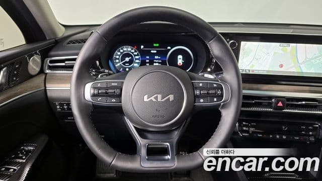 Kia K5 2023 — ფოტო 12/20