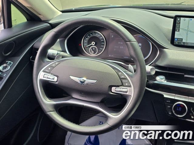 Genesis G80 2021 — ფოტო 18/20