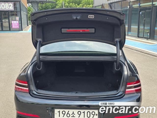 Genesis G80 2021 — ფოტო 19/20