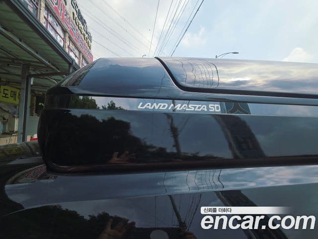 Kia Carnival 2022 — ფოტო 2/16
