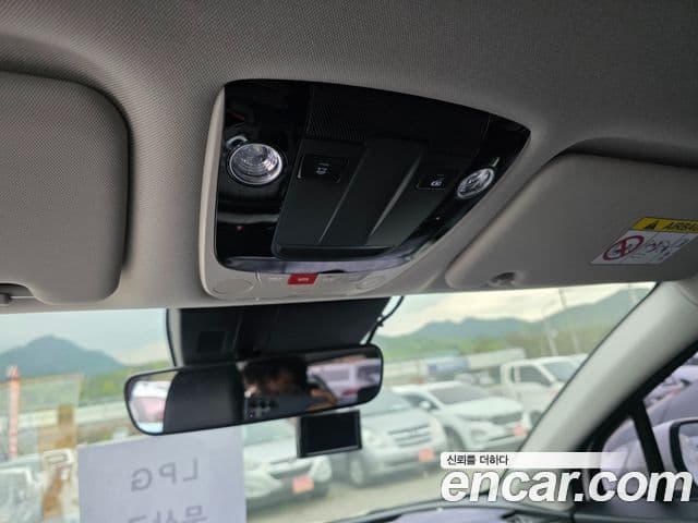 Kia Sportage 2024 — ფოტო 17/20