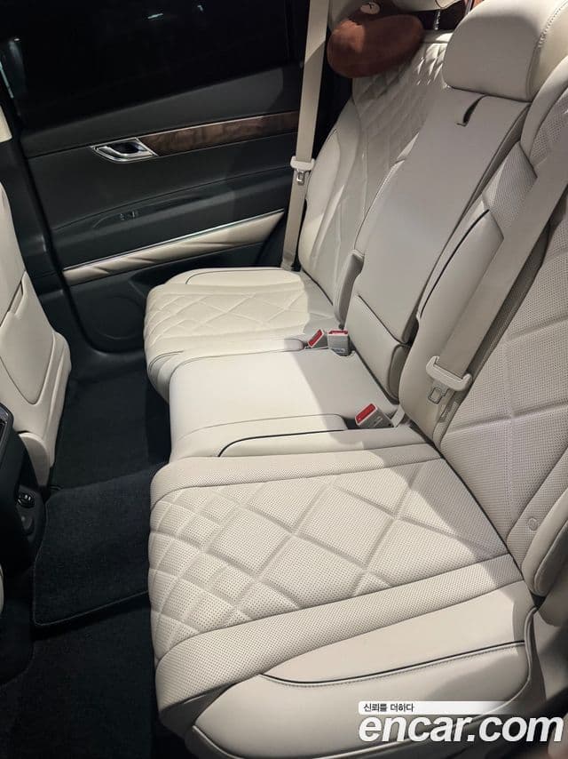 Genesis GV80 2024 — ფოტო 13/14