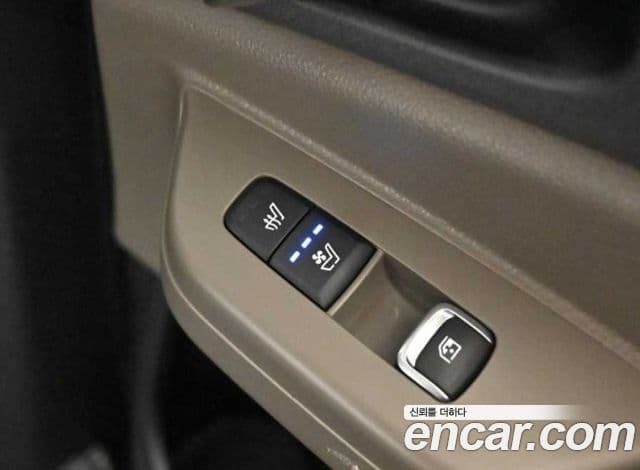 Kia Carnival 2023 — Şəkil 14/19