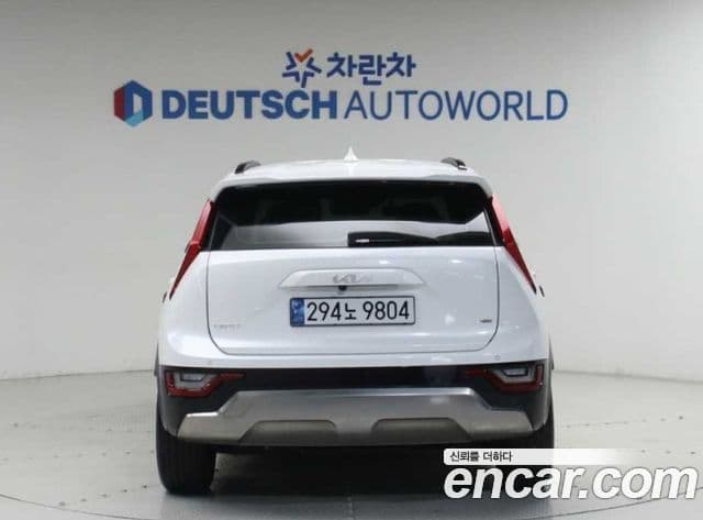 Kia Niro 2022 — ფოტო 2/19