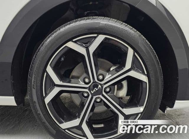 Kia Niro 2022 — ფოტო 3/19