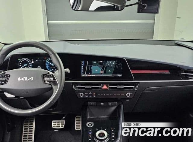 Kia Niro 2022 — ფოტო 5/19