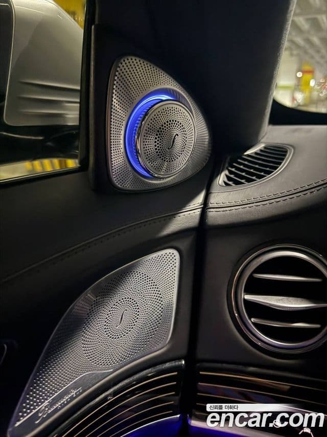 Mercedes-Benz S-Class 2018 — ფოტო 18/20