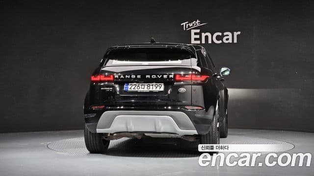 Land Rover Range Rover Evoque 2020 — ფოტო 4/20