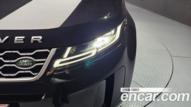 Land Rover Range Rover Evoque 2020 — Photo 4/32