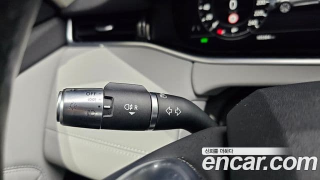 Land Rover Range Rover Evoque 2020 — Photo 20/32
