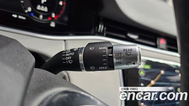 Land Rover Range Rover Evoque 2020 — Photo 28/32