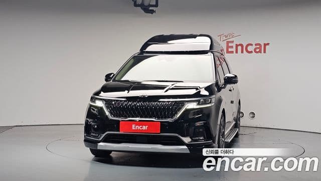 Kia Carnival 2020 — Фото 3/20