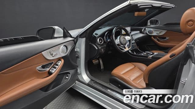 Mercedes-Benz C-Class 2019 — Şəkil 10/20
