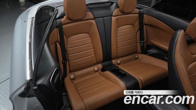 Mercedes-Benz C-Class 2019 — Şəkil 11/20