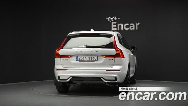 Volvo XC60 2025 — Şəkil 4/20