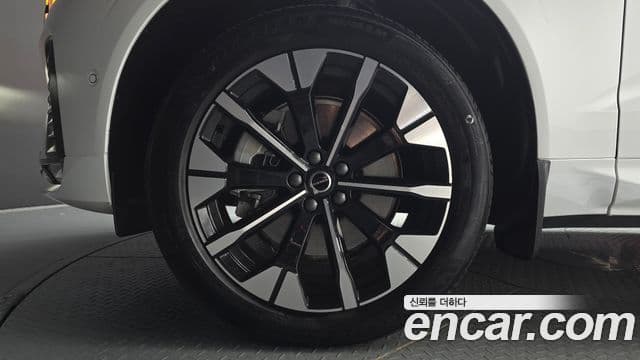 Volvo XC60 2025 — Şəkil 5/20