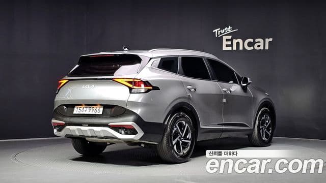 Kia Sportage 2023 — Şəkil 2/20