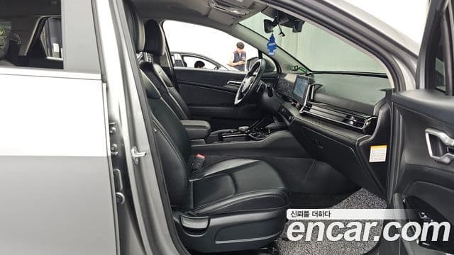 Kia Sportage 2023 — Şəkil 11/20
