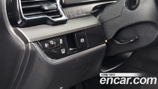 Kia Sportage 2023 — Şəkil 18/20