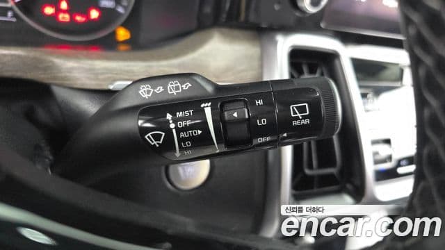 Kia Sorento 2021 — Фото 17/20