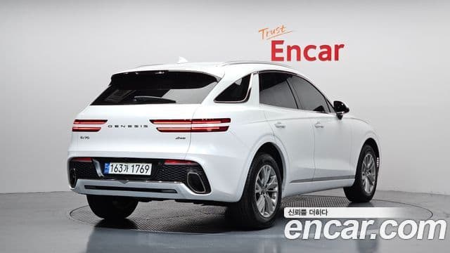 Genesis GV70 2024 — Şəkil 1/20