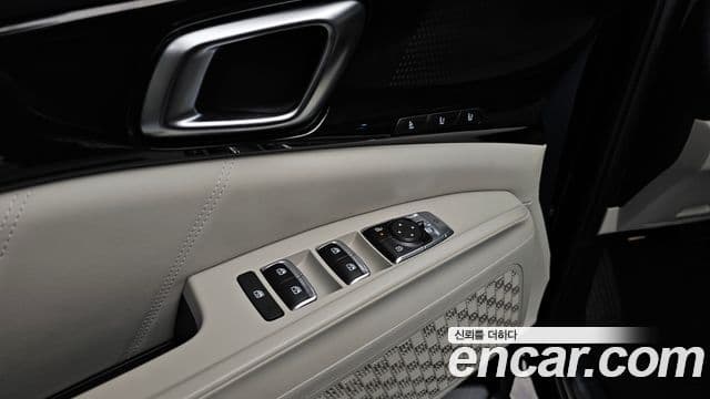 Kia Carnival 2024 — Şəkil 17/20