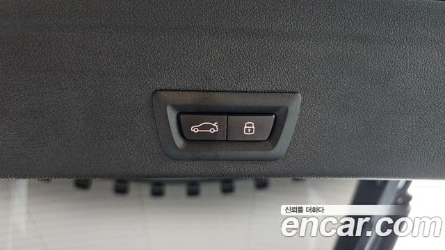 BMW X6 2025 — Photo 30/37