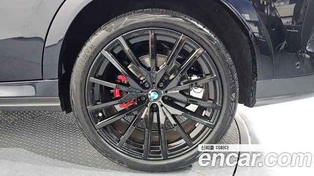 BMW X6 2025 — Photo 23/37