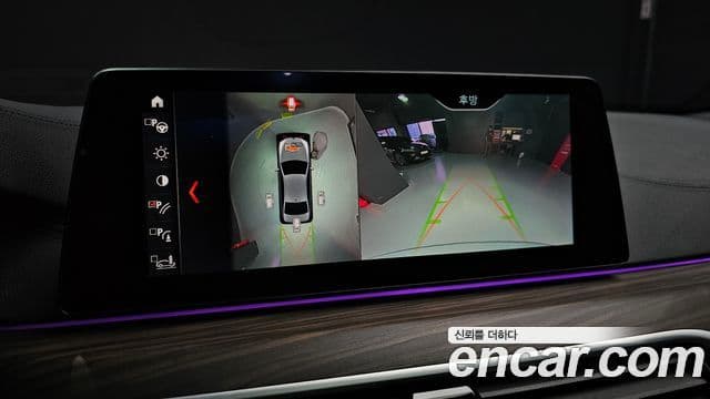 BMW 5 Series 2019 — ფოტო 13/20