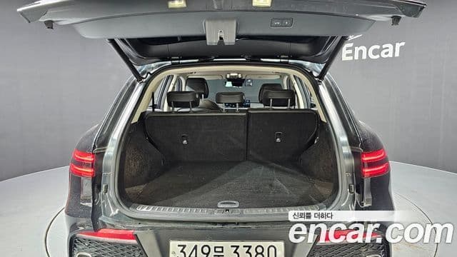Genesis GV70 2022 — Şəkil 20/20