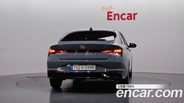 Hyundai Avante 2022 — ფოტო 3/20